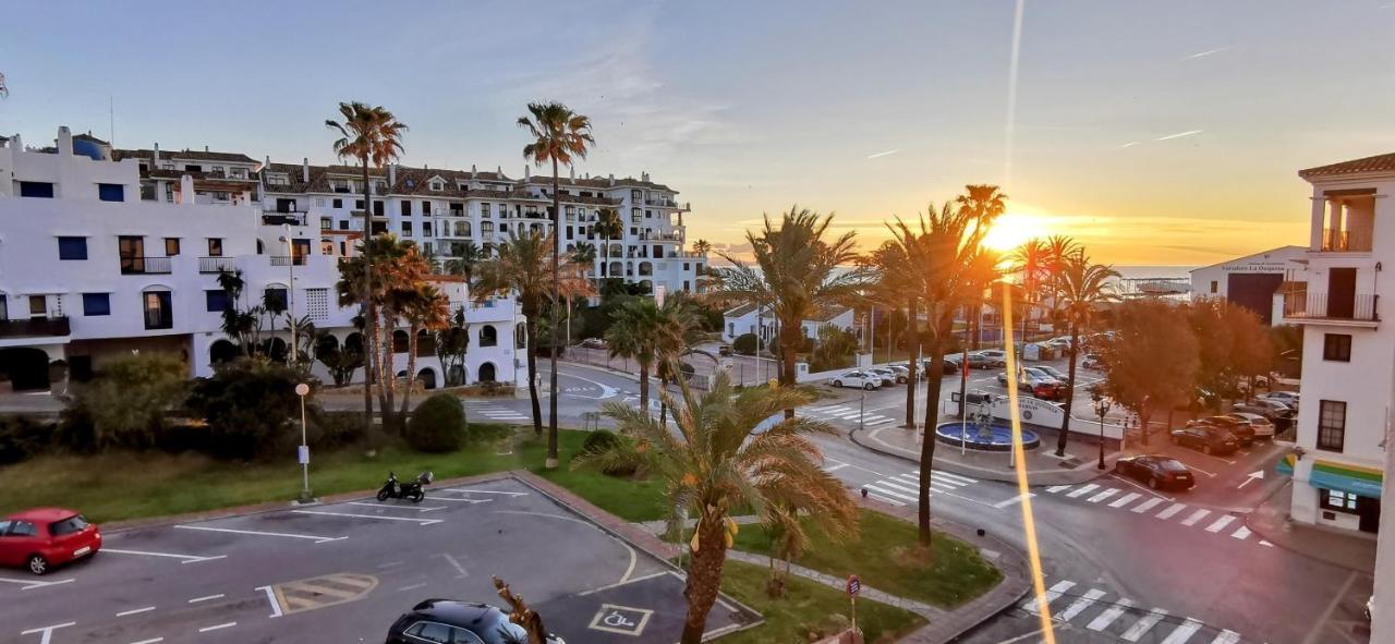 Puerto De La Duquesa Sea Views Apartment Manilva Exterior foto